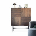 Den Dresser